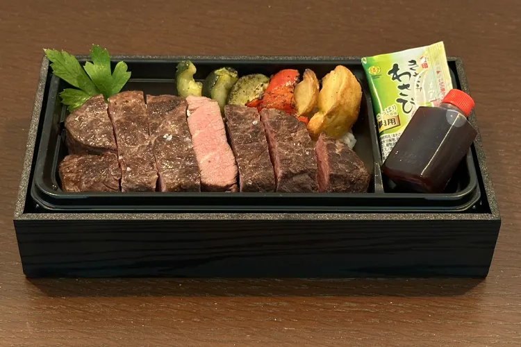 【新商品】国産牛フィレステーキ弁当